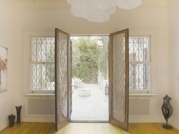 Venta de exclusiva residencia Art Nouveau de 4 dormitorios en Av. Melián- Belgrano R