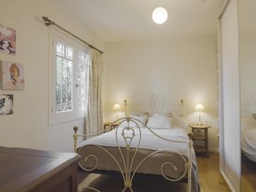 Venta de exclusiva residencia Art Nouveau de 4 dormitorios en Av. Melián- Belgrano R