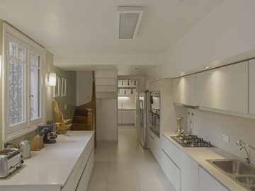 Venta de exclusiva residencia Art Nouveau de 4 dormitorios en Av. Melián- Belgrano R