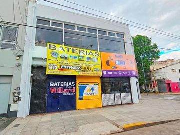 Oficina/Showroom /Local 1° piso en  Excelente Zona Comercial Warnes y Dorrego