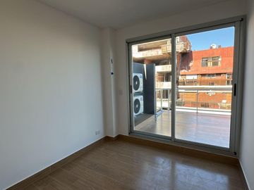 VENTA DEPARTAMENTO TRES AMBIENTES BELGRANO