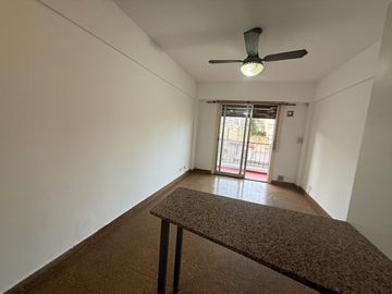 En Alquiler Departamento de 2 Ambientes cfte con Balcon Villa Urquiza