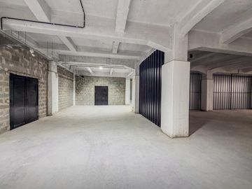 Alquiler- Baulera 50 m2 - Avellaneda - Centro Logistico