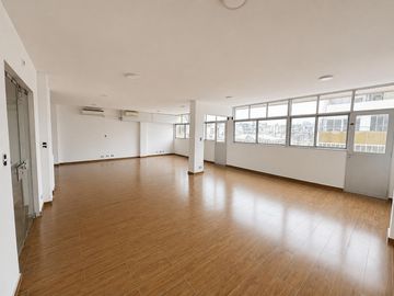 Loft totalmente remodelados a Estrenar | 85 m²   Balcón |