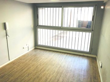 VENTA - OFICINA - TRES AMBIENTES - BELGRANO CON SEGURIDAD.