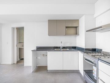 Alquiler Esq. Balbín 4059/ 2 ambientes