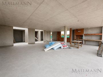 Venta Casa 4 Dorms en Suite en Los Cardos