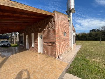 Quinta - venta - 20 de Junio - amplio lote - pileta - galeria