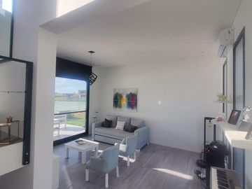 Alquiler Casa en San Sebastian Area 7 Cod 540