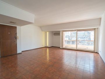 Departamento en Flores - semipiso 200 m2 - cochera