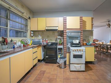 Departamento en Flores - semipiso 200 m2 - cochera