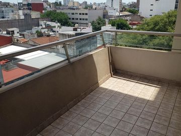 Av. Gaona 3100 Departamento 3 Ambientes con 2 Baños  Flores ALQUILER