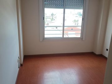 Av. Gaona 3100 Departamento 3 Ambientes con 2 Baños  Flores ALQUILER