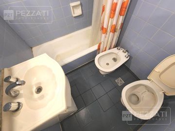 Departamento en alquiler por 24 meses.2 ambientes Belgrano y Mitre. Externo. Balcon