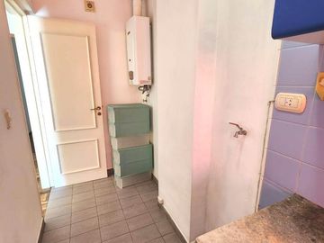 Departamento en alquiler por 24 meses.2 ambientes Belgrano y Mitre. Externo. Balcon
