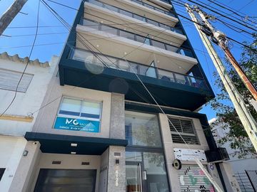Semipiso de tres ambientes a estrenar en Venta en Wilde