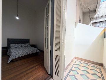 Venta PH 5 Ambientes en Flores
