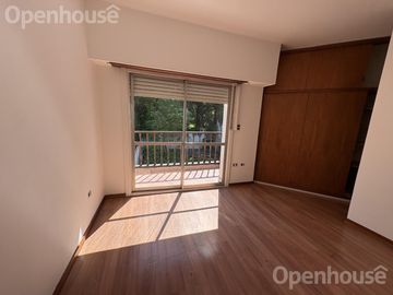 VENTA- EXCELENTE CASA EN PILAR CENTRO -A 100 M DE RUTA 8