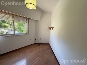 VENTA- EXCELENTE CASA EN PILAR CENTRO -A 100 M DE RUTA 8