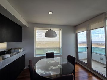 ALQUILER DEPARTAMENTO PUERTO MADERO: TORRE YACHT 2 AMB. C/MUEBLES Y COCHERA- PAQUETE