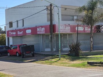 Local en Pueblo Nuevo