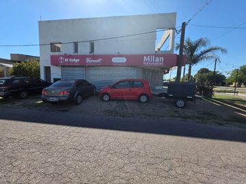 Local en Pueblo Nuevo