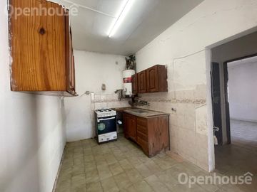 VENTA CASA 4AMB OPORTUNIDAD DE INVERSION!!