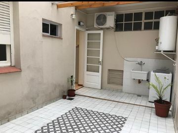 Departamento tres ambientes en alquiler Colegiales