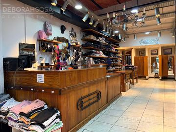 Local en alquiler con deposito, excelente ubicación en Villa Urquiza
