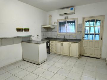 Venta, PH, 3 ambientes, cochera, Pilar