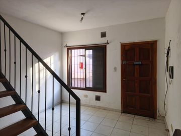 Venta, PH, 3 ambientes, cochera, Pilar