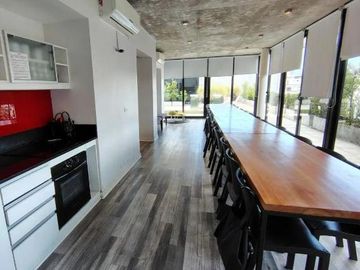 Departamento en Palermo sobre Fitz roy  al 2200, 1Amb, luminoso,  USD 890$ Todo Incluido