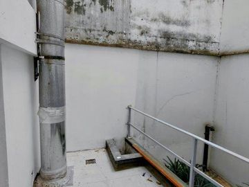 BAJAS EXPENSAS - Hermosa Oficina con Patio - Luminosa y Moderna - Inmejorable Ubicación