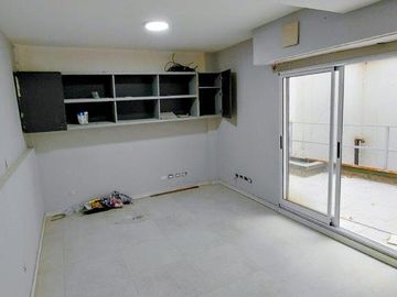 BAJAS EXPENSAS - Hermosa Oficina con Patio - Luminosa y Moderna - Inmejorable Ubicación