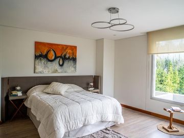 CASA EN BARRIO CERRADO EN ADROGUE