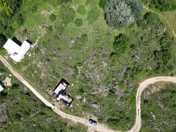 Venta Terreno 2619 m² Vista a las Sierras con Costa al río