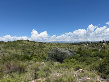 Venta Terreno 2619 m² Vista a las Sierras con Costa al río