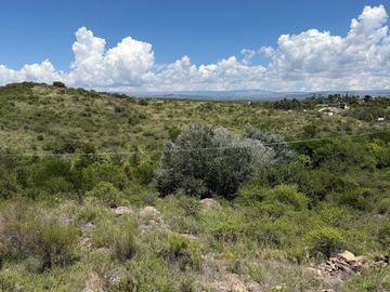 Venta Terreno 2619 m² Vista a las Sierras con Costa al río