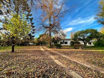 Hermoso lote con dos casas - Pilar