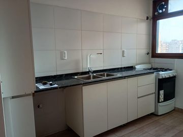 Exclusivo departamento de dos dormitorios,Piso 8 Reciclado en Calle San Lorenzo, Ciudad de Mendoza