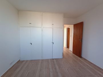 Exclusivo departamento de dos dormitorios,Piso 8 Reciclado en Calle San Lorenzo, Ciudad de Mendoza