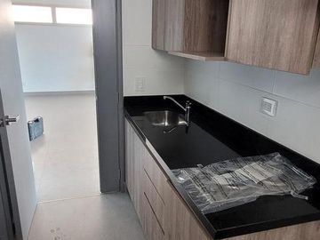 Oficina  147m2 -  Vista Abierta -  a Estrenar - Lista para habitar - Con Cochera