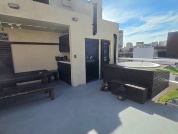 Penthouse con terraza propia c-quincho y jacuzzi exterior