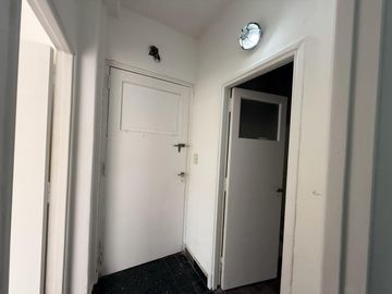 En Venta Departamento de 1 AMBIENTE al frente con Patio  Chacarita