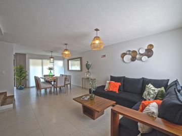 Casa en Venta Fraccionamiento Punta Mixe, León, Gto. Aruma
