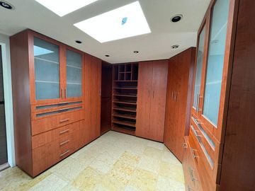 Venta de Casa en Lomas de Valle Escondido, Atizapán