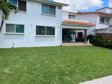 Casa en Venta Fracc, Lomas de Cocoyoc Morelos