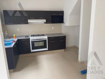FRACC. MISIONES I, TOLUCA, CASA EN RENTA