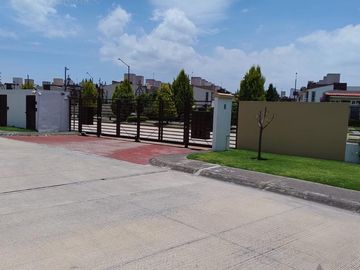 FRACC. MISIONES I, TOLUCA, CASA EN RENTA