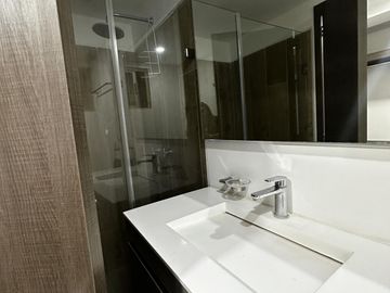 Depto amueblado 92m² 2 rec | Biosfera Towers Juriquilla | $20,000